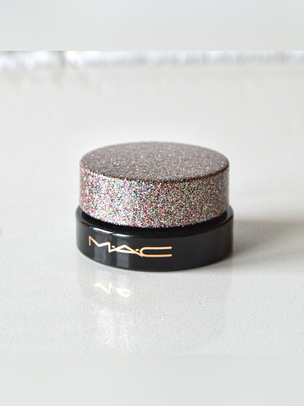 MAC Cosmetics Eyeshadow Spellbinder Shadow *STAIRS TO THE STARS* Limited Edition - Picture 2 of 4